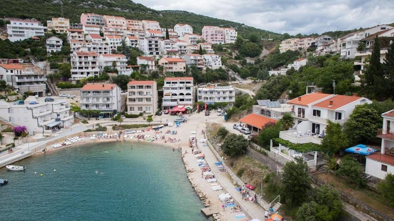 Apartments Matej Neum Exterior photo