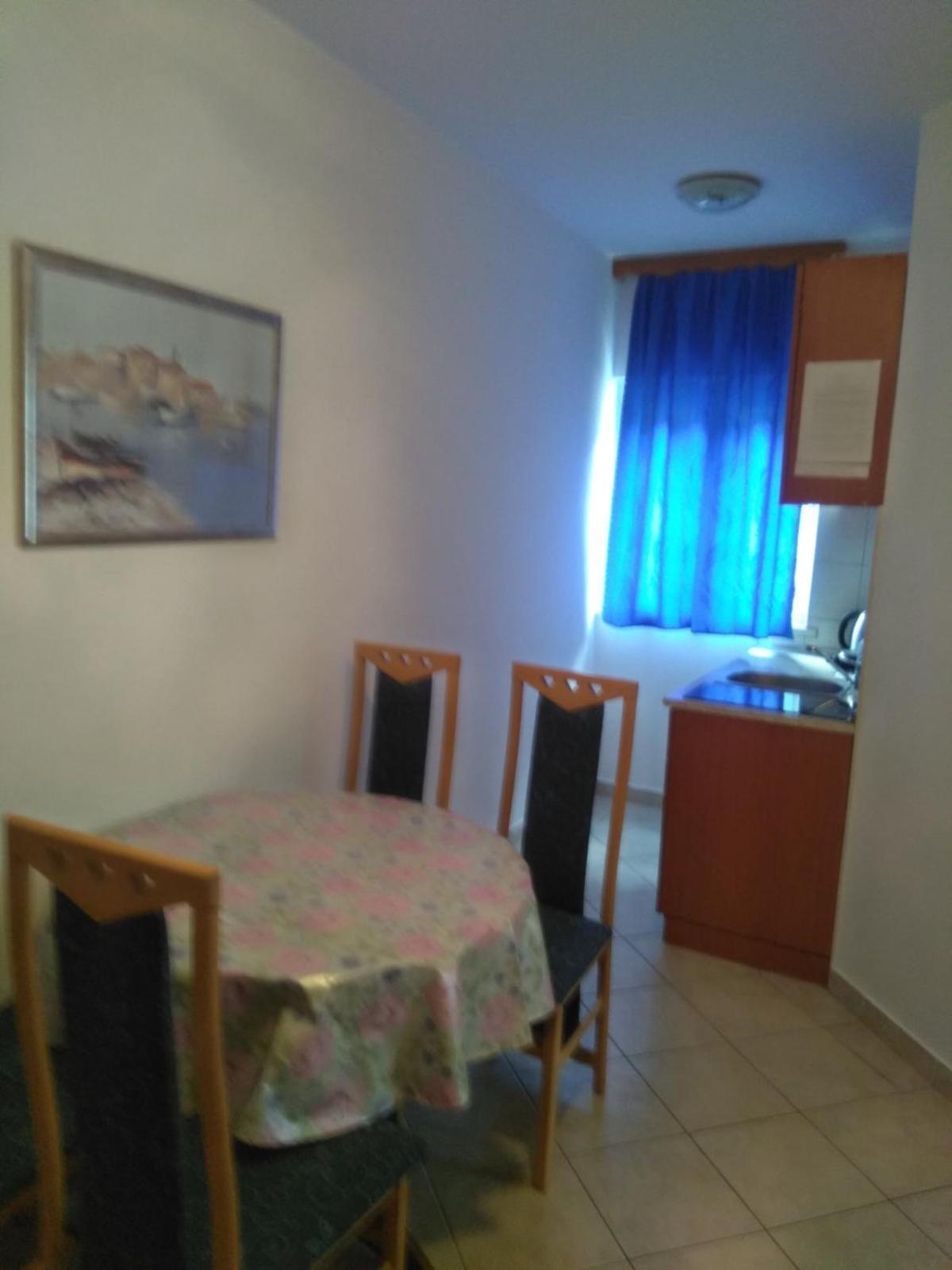 Apartments Matej Neum Room photo