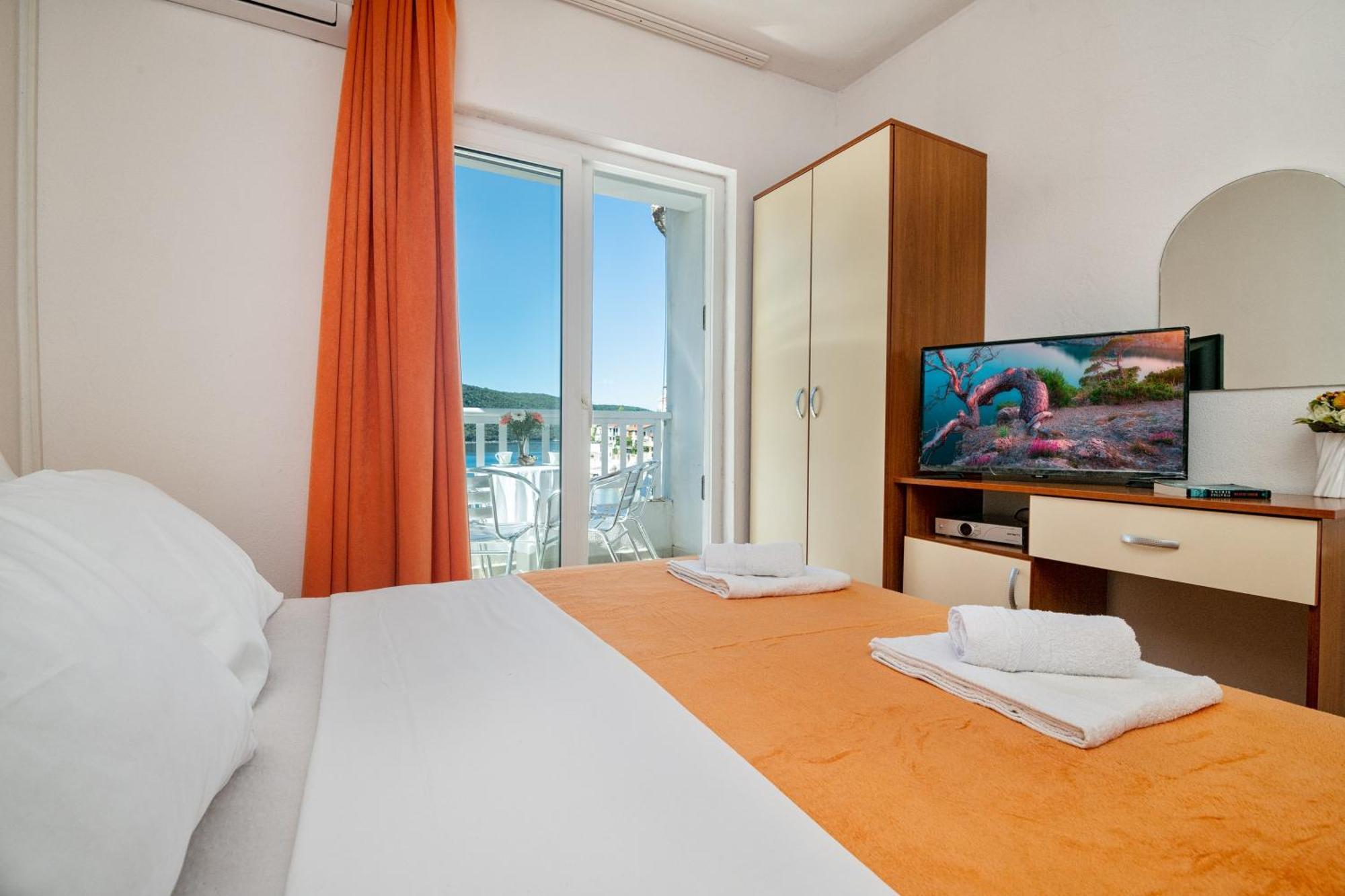 Apartments Matej Neum Room photo