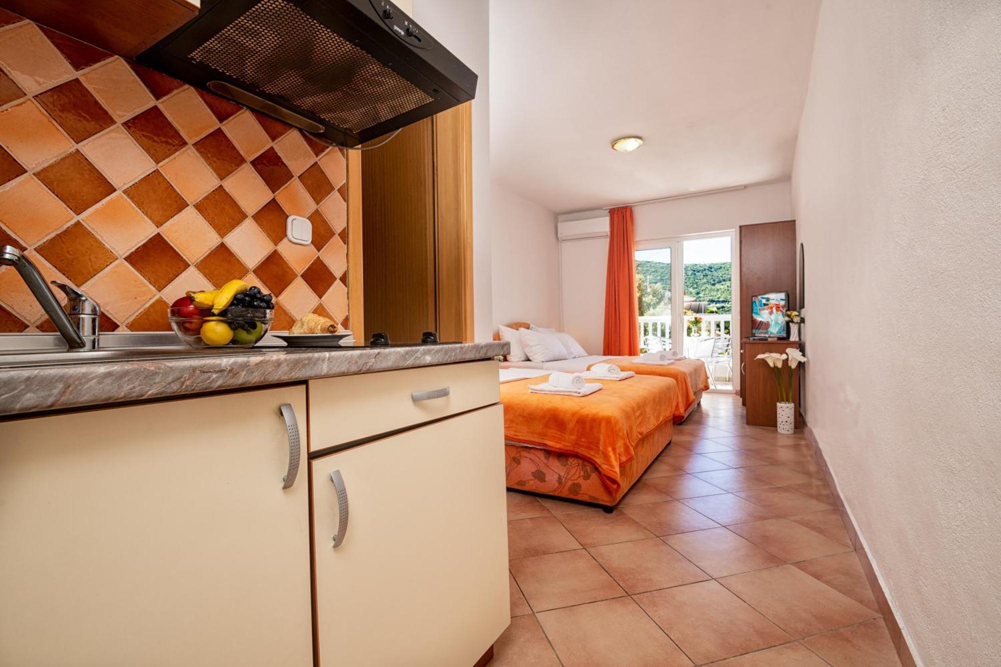 Apartments Matej Neum Room photo