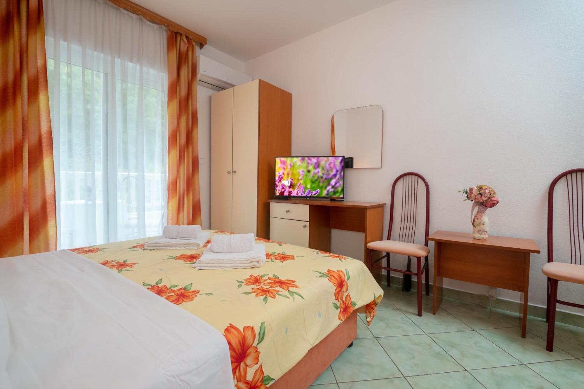 Apartments Matej Neum Room photo