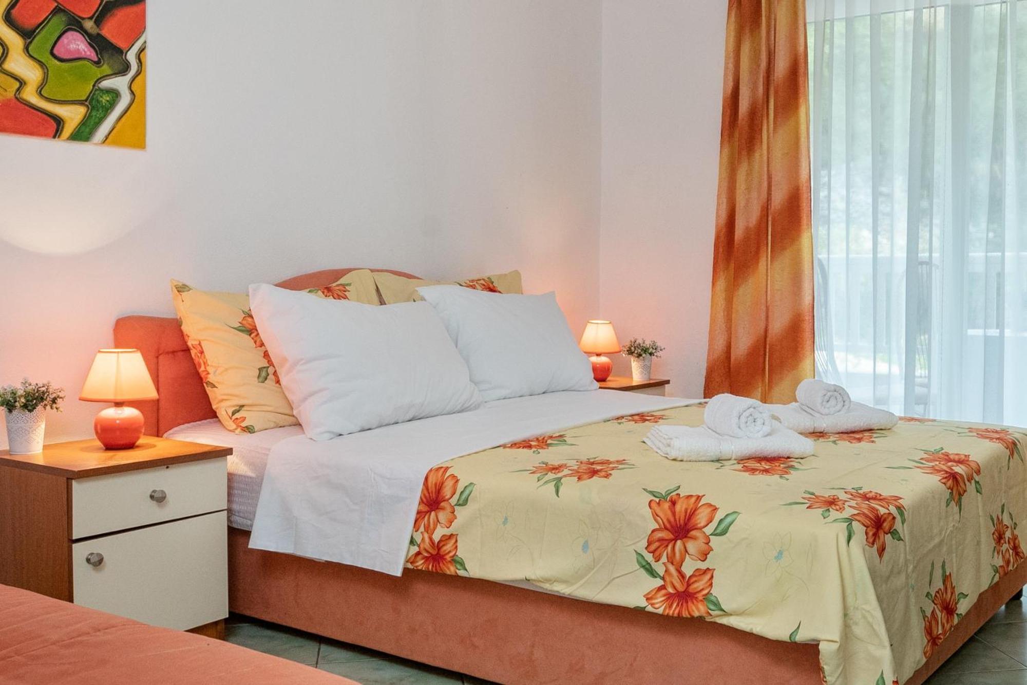 Apartments Matej Neum Room photo