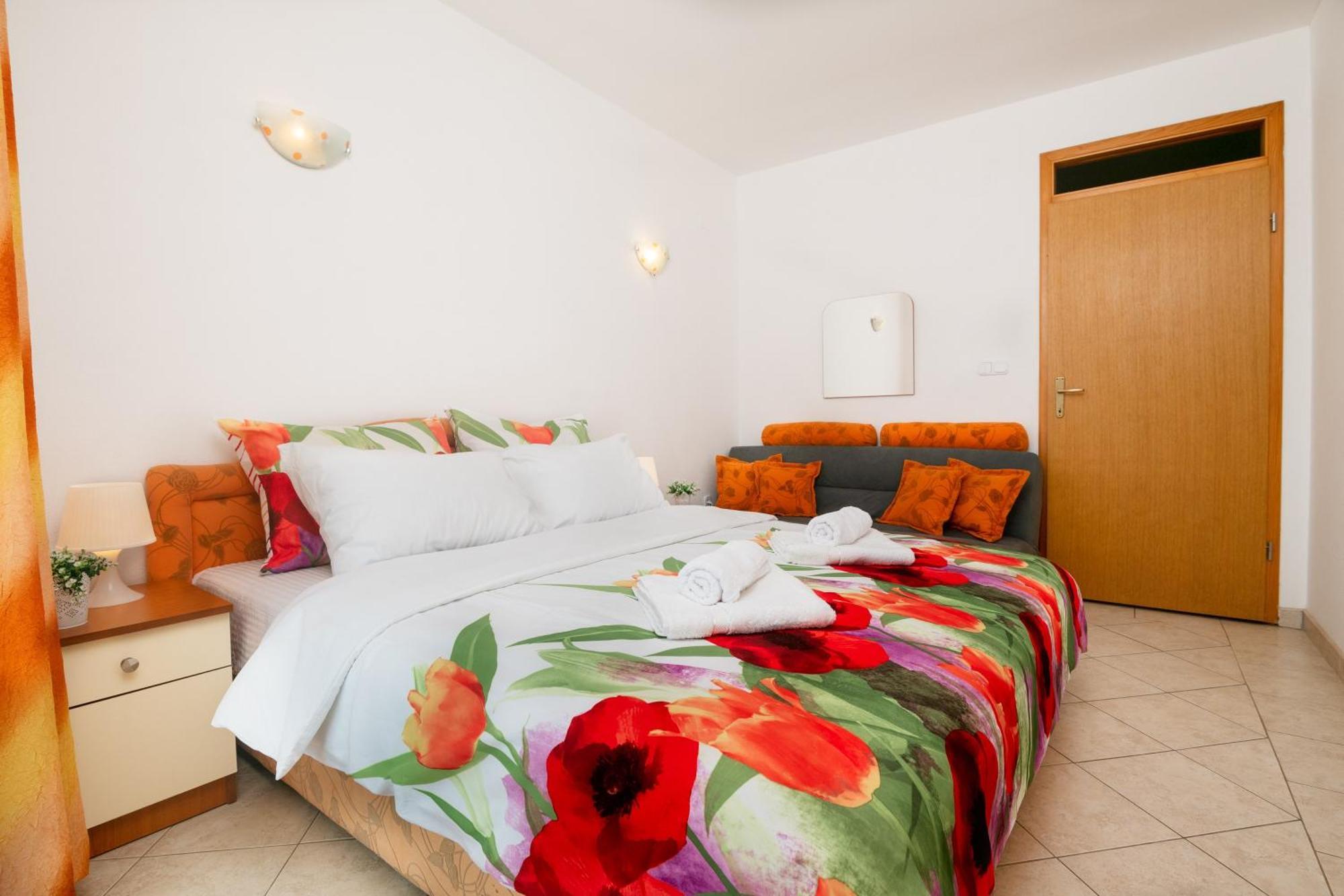 Apartments Matej Neum Room photo