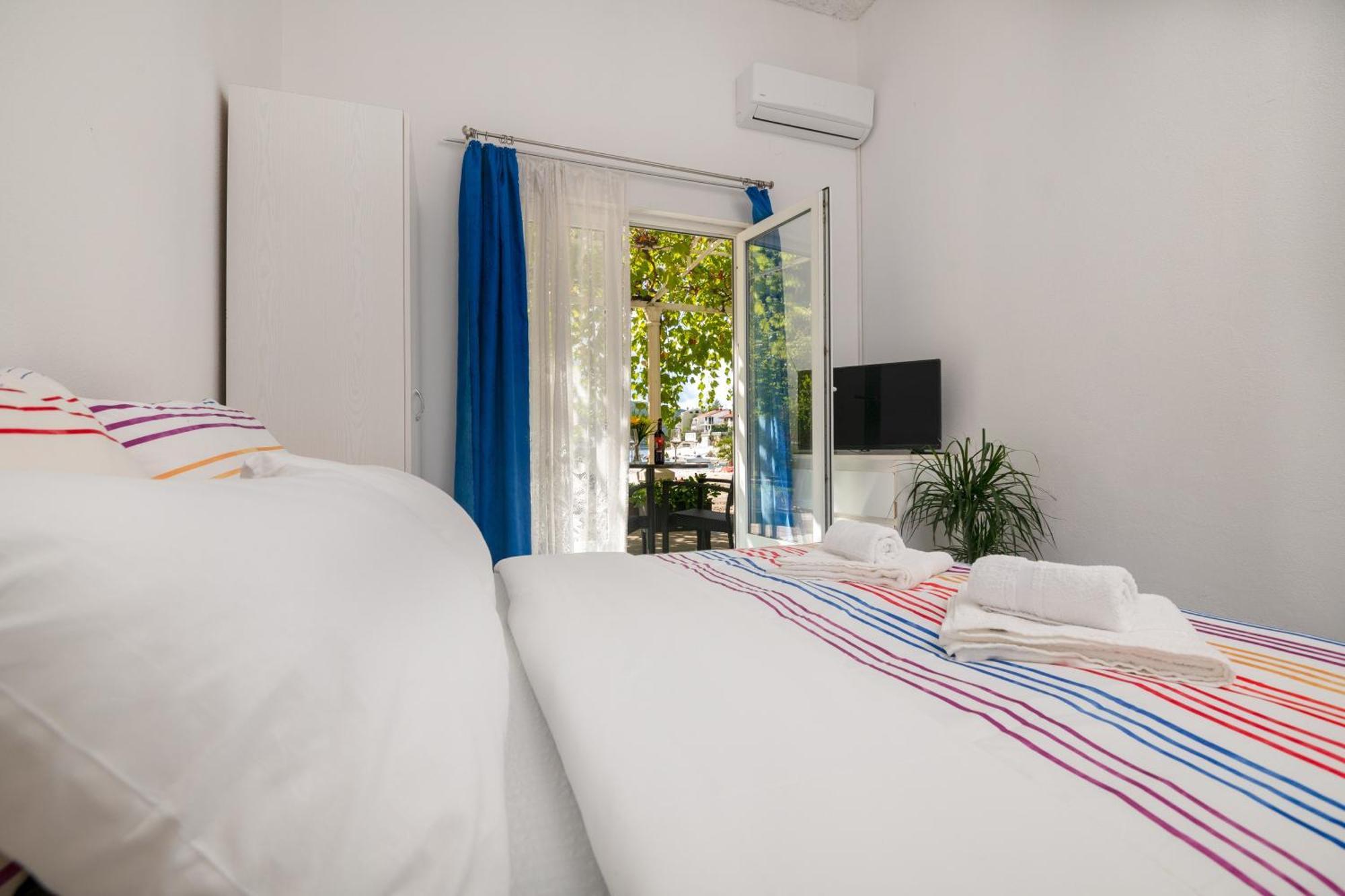 Apartments Matej Neum Room photo